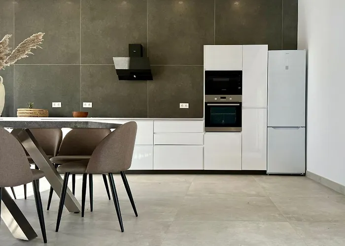 Canaryislandshost I Calma تيغيسي