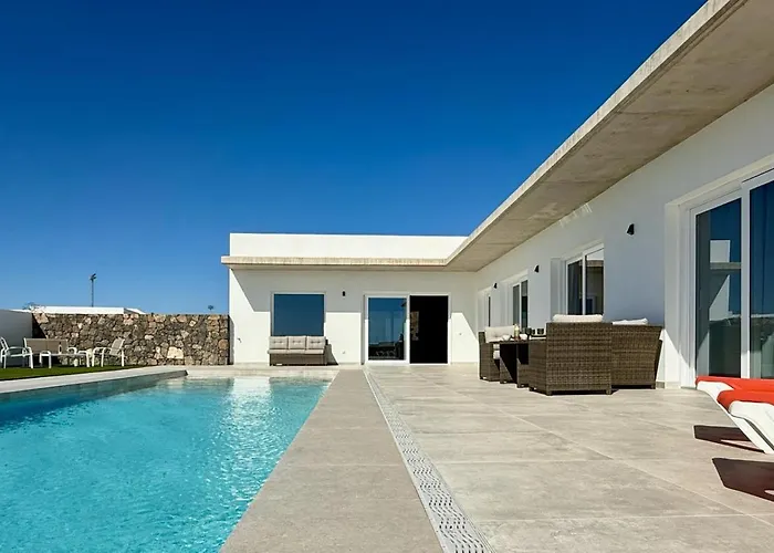 فيلة Canaryislandshost I Calma *