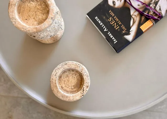 Canaryislandshost I Calma فيلة